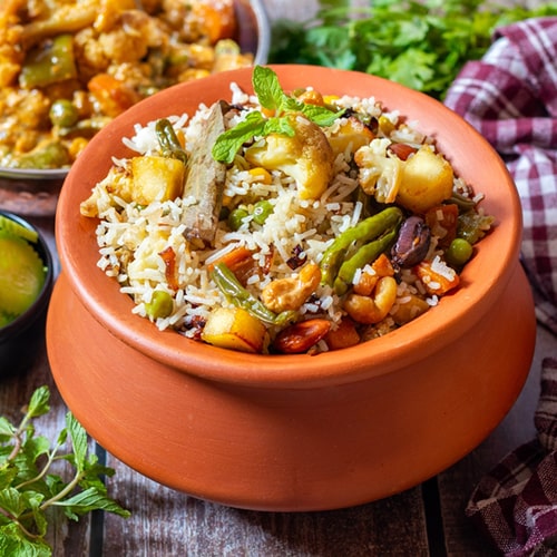 Navratan Pulao img min 1